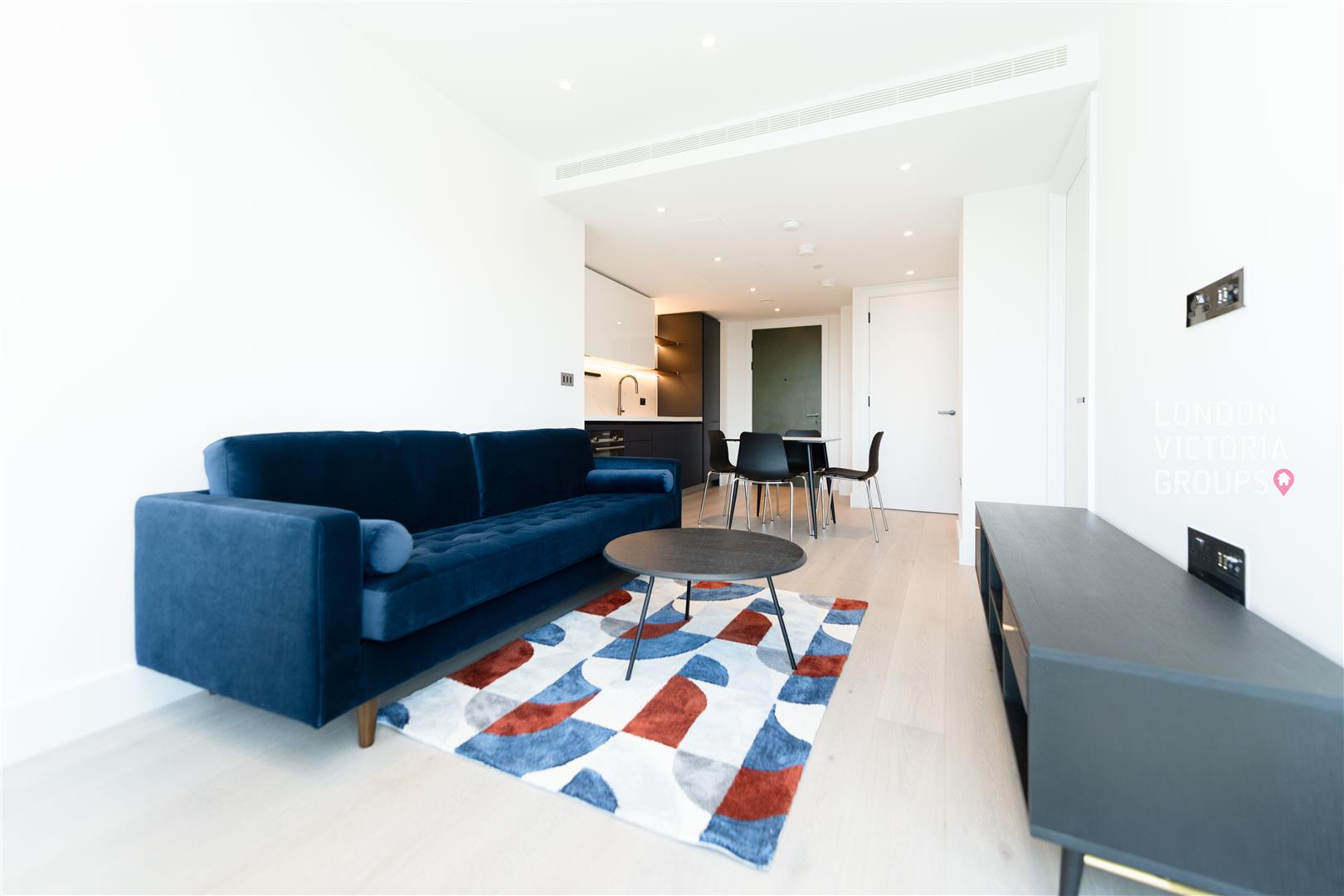 1 bed property in Fountain Park Way, London
